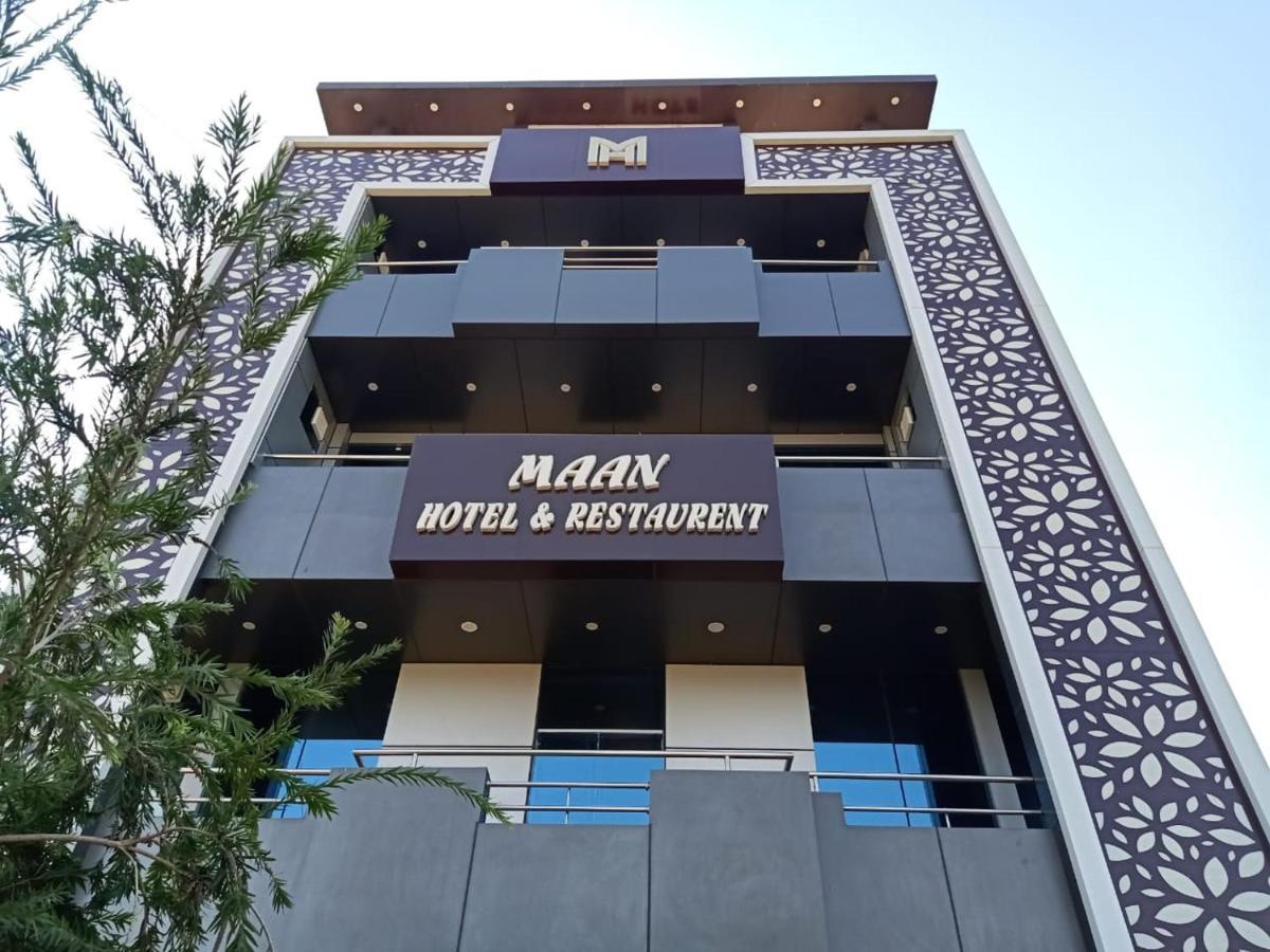 Maan Hotel And Restaurant Alvar Kültér fotó